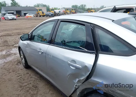 2014 Ford Focus Se z USA, uszkodzony, nr VIN 1FADP3F24EL181753